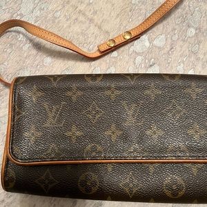 Original Clutch.Perfect outside.pencil marks insid